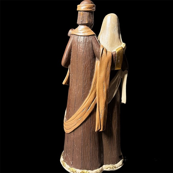 Holy Family Figurine. Unbranded - Approx 12" tall - Picture 2 of 6